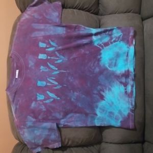 Purple and blue tie dye flower tshirt.